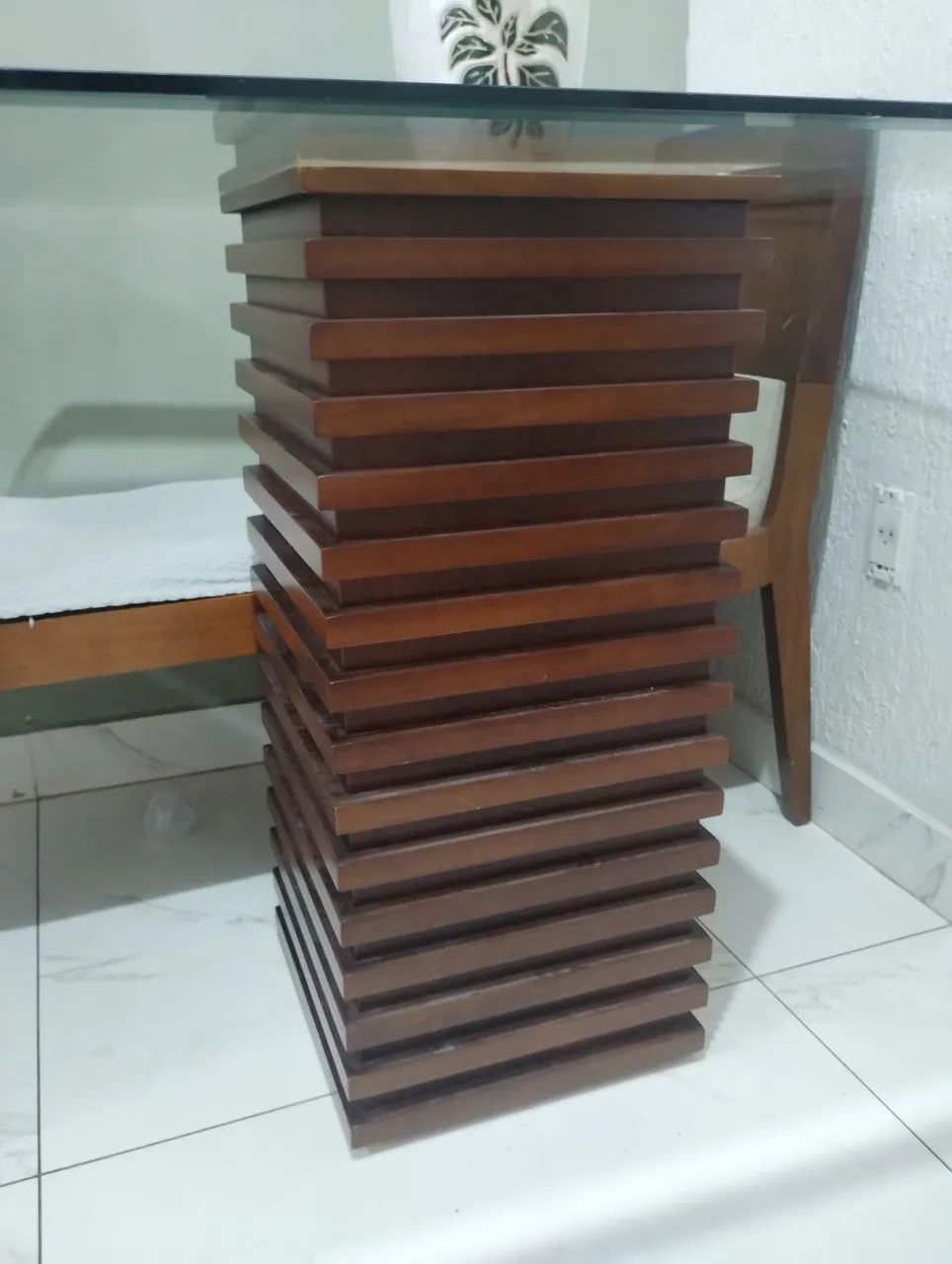 Mesa 4 cadeiras com avarias  - Foto 5