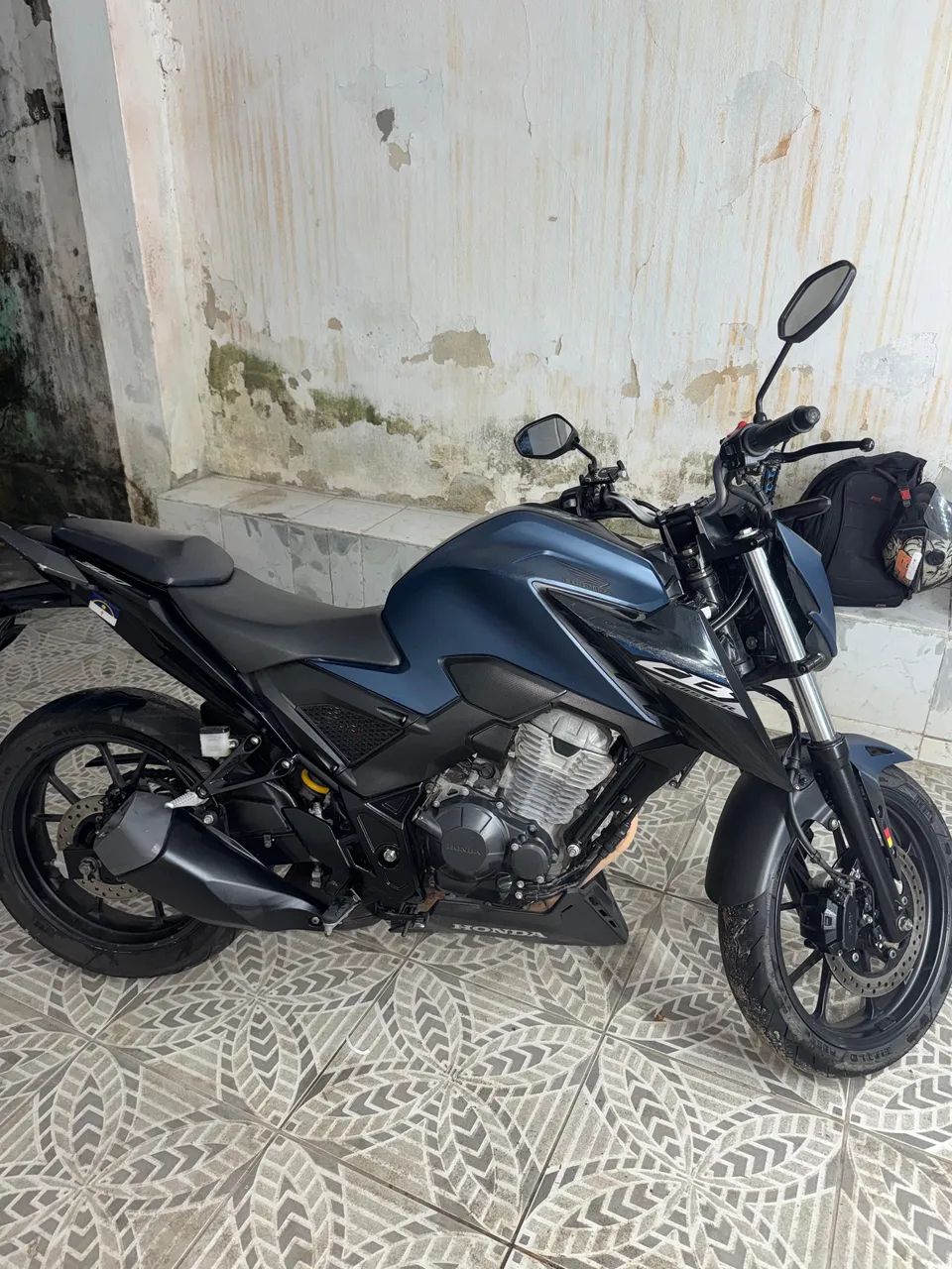 CB TWISTTER 300f ABS FLEX