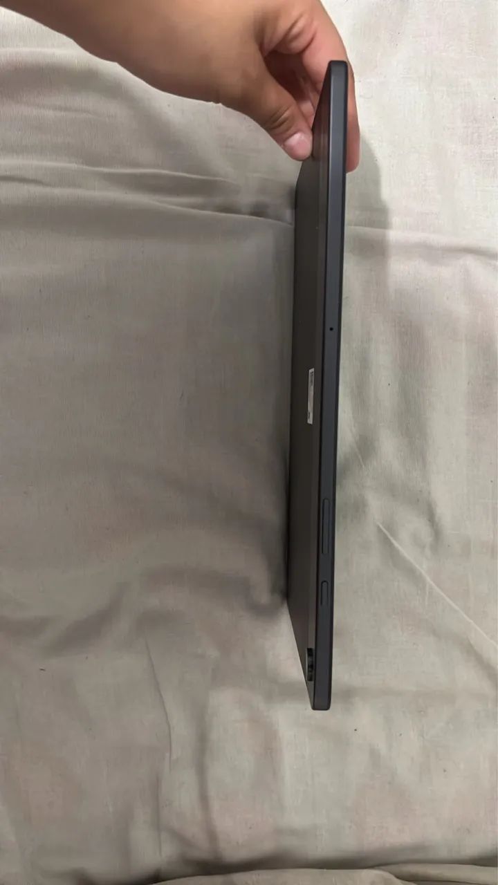 SAMSUNG A9+ 1 mes de uso - Foto 3