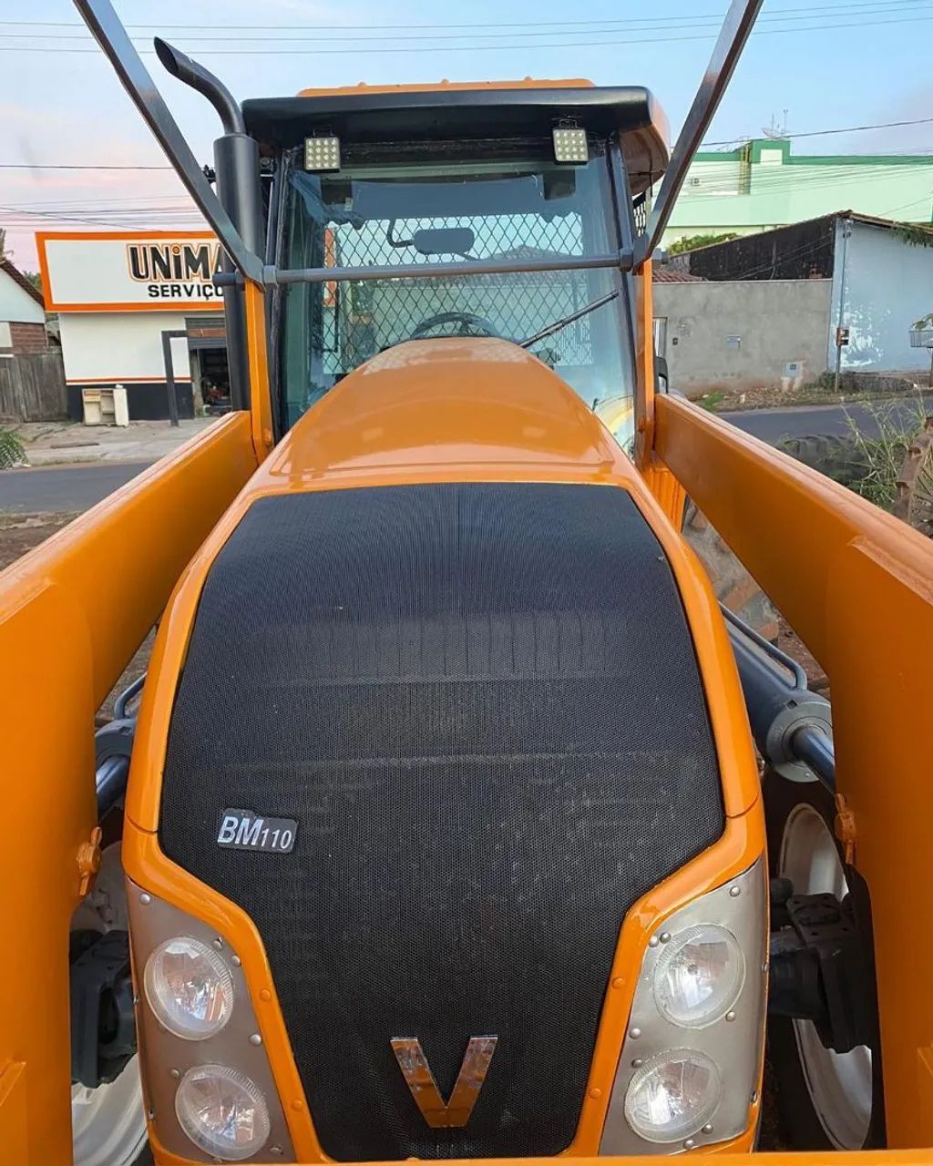 TRATOR VALTRA BM 110 - Foto 3