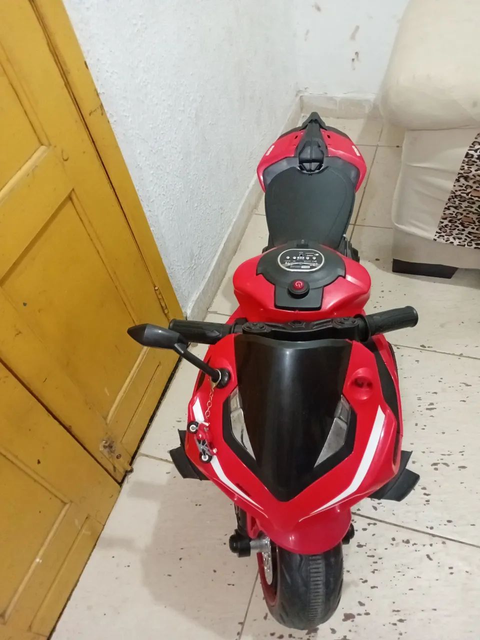 Moto eletrica vermelha - Foto 2