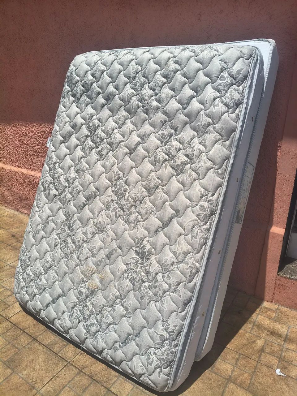 Box de casal
