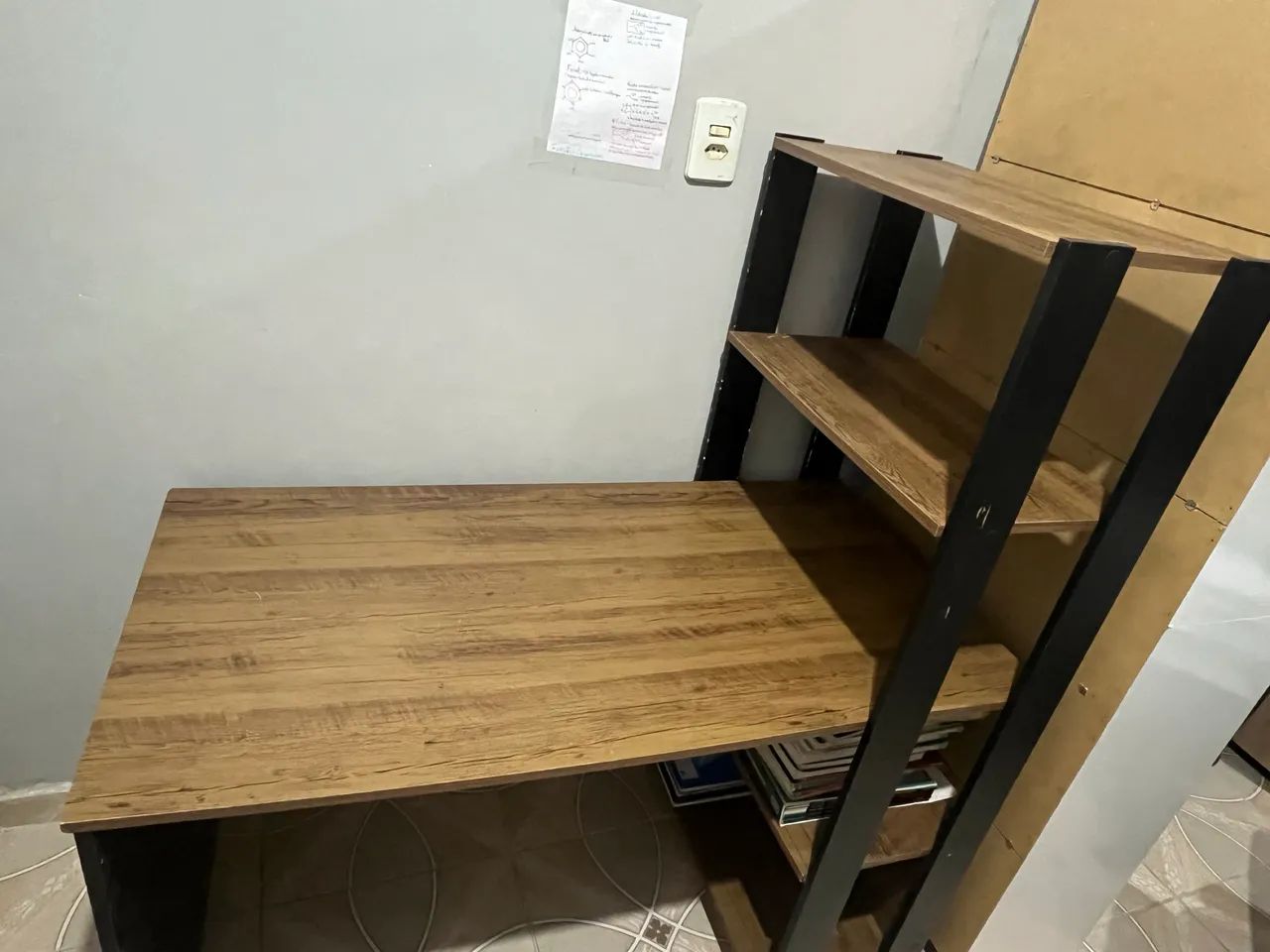 Escrivaninha/mesa para estudo  - Foto 5