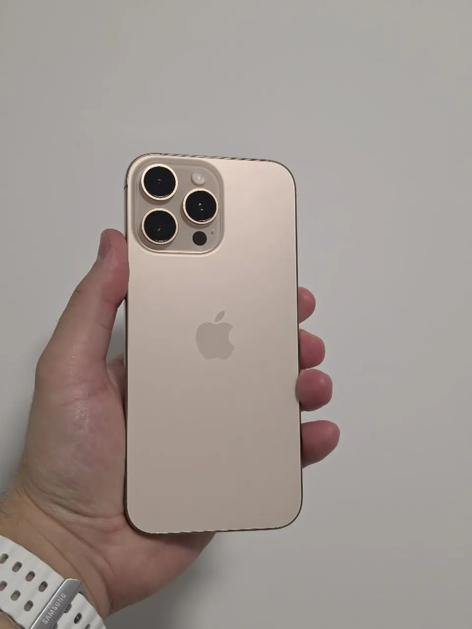 iPhone 16 Pro Max Várias Cores 256GB - Foto 4