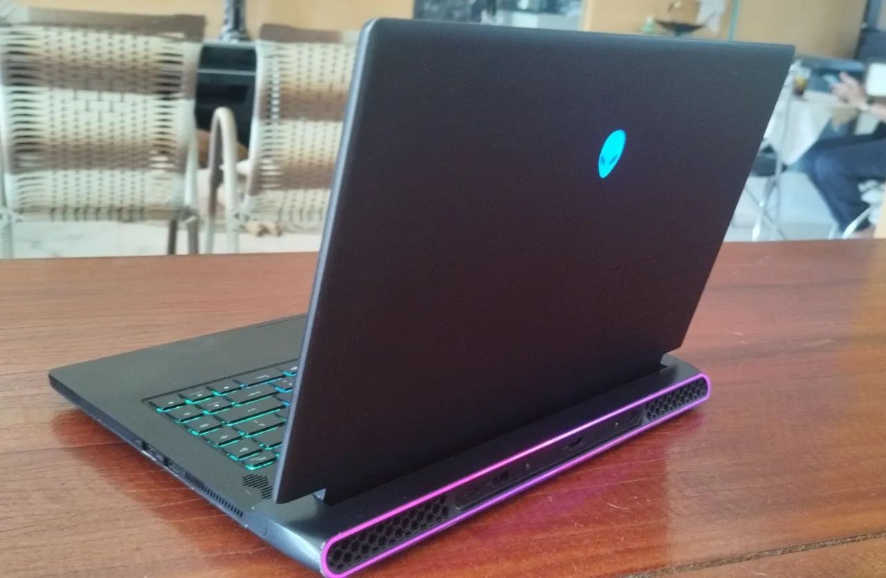 Notebook ALIENWARE M15 R6  - Foto 4