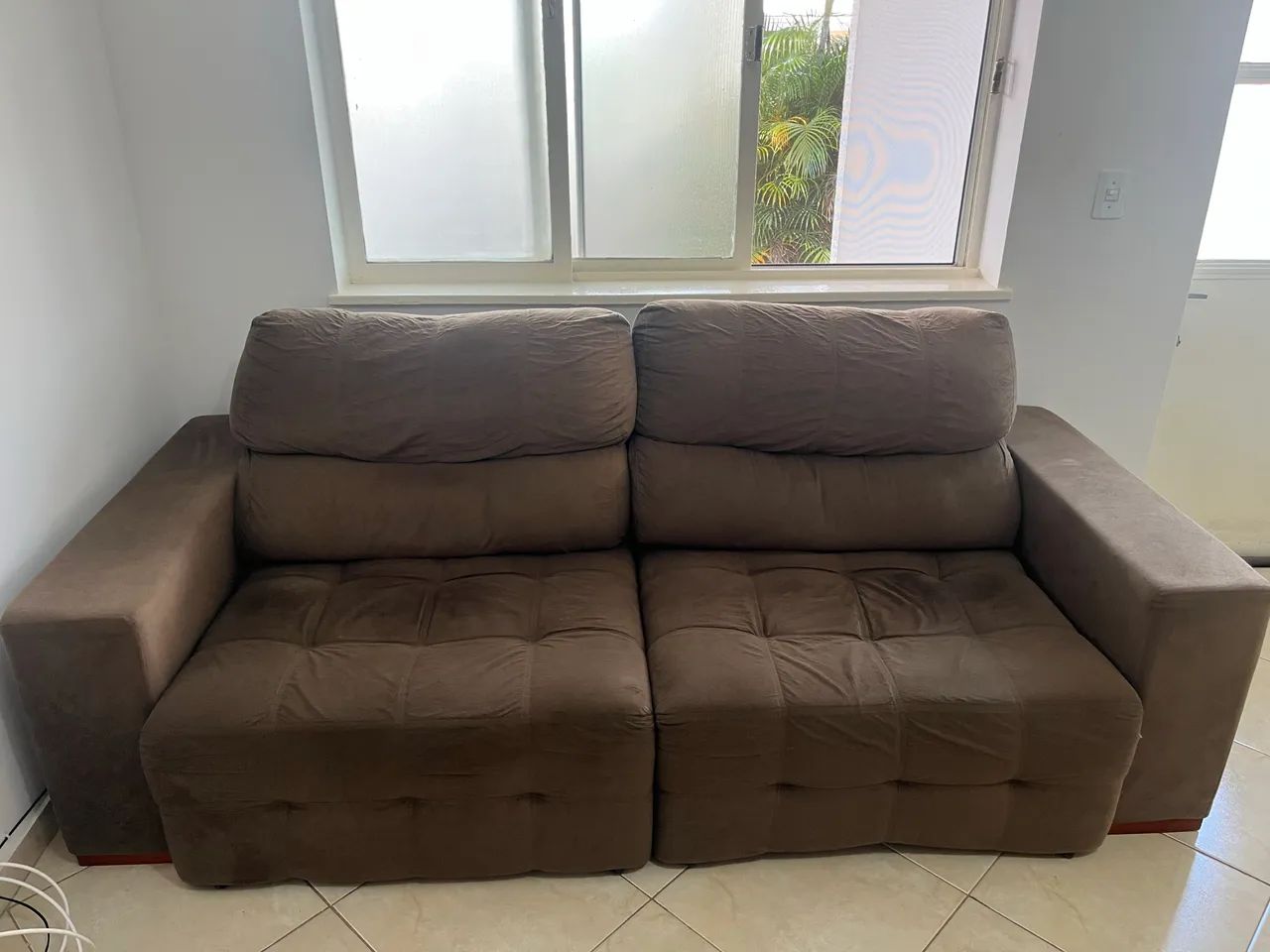 Vendo sofá reclinável e retrátil  - Foto 2
