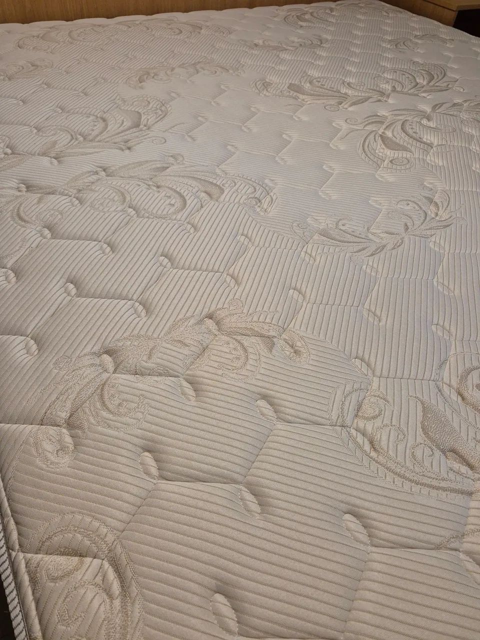 CAMA BOX KING SIZE MARCA ECOFLEX PILLOW DUPLO  - Foto 2