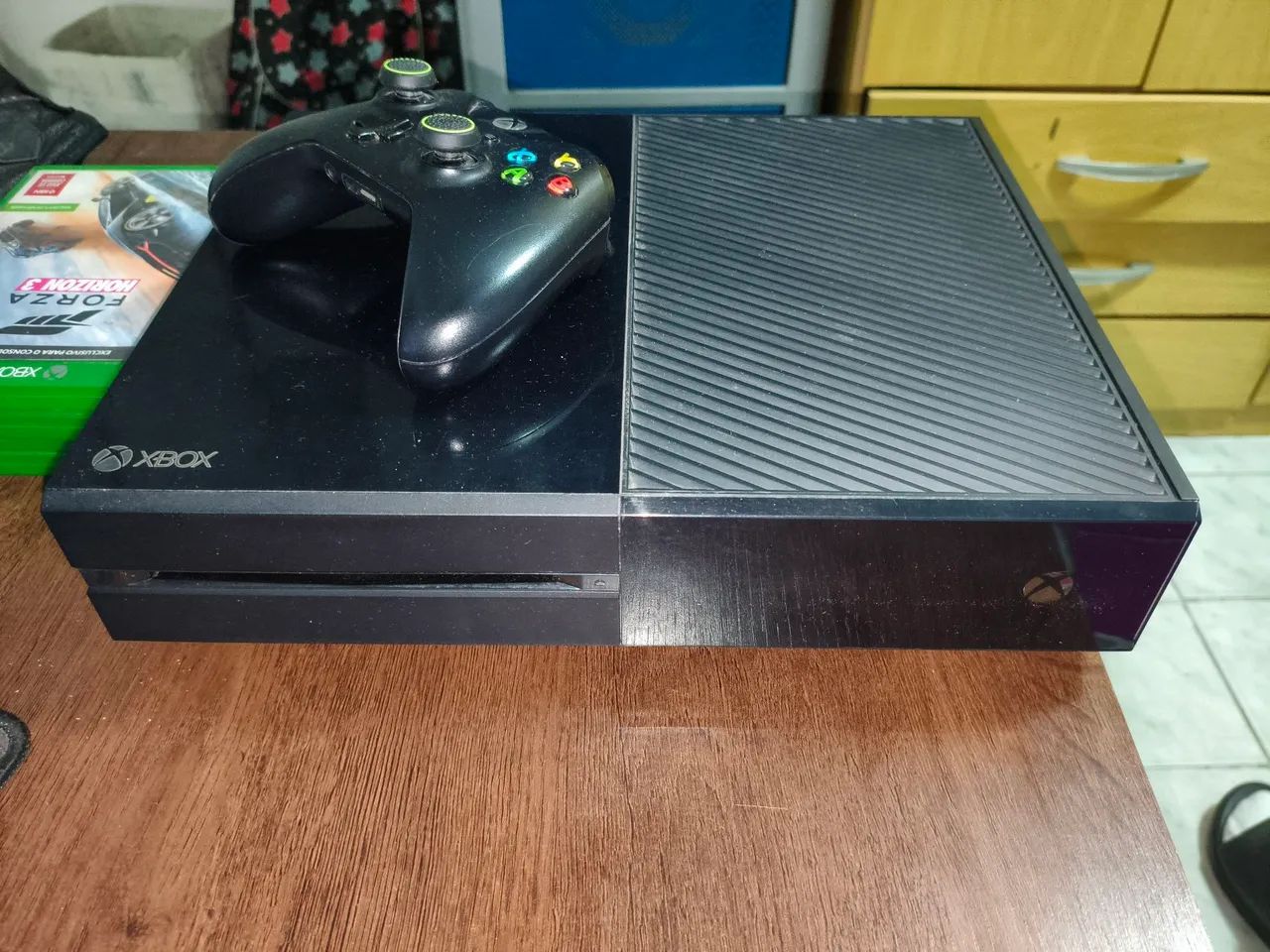 Xbox One + 4 jogos