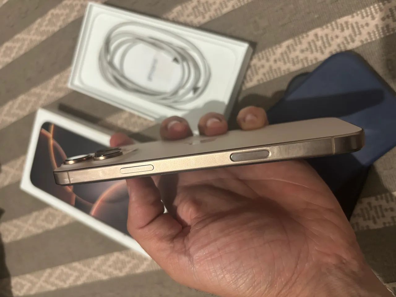 Iphone 16 Pro Max 256GB  - Foto 3