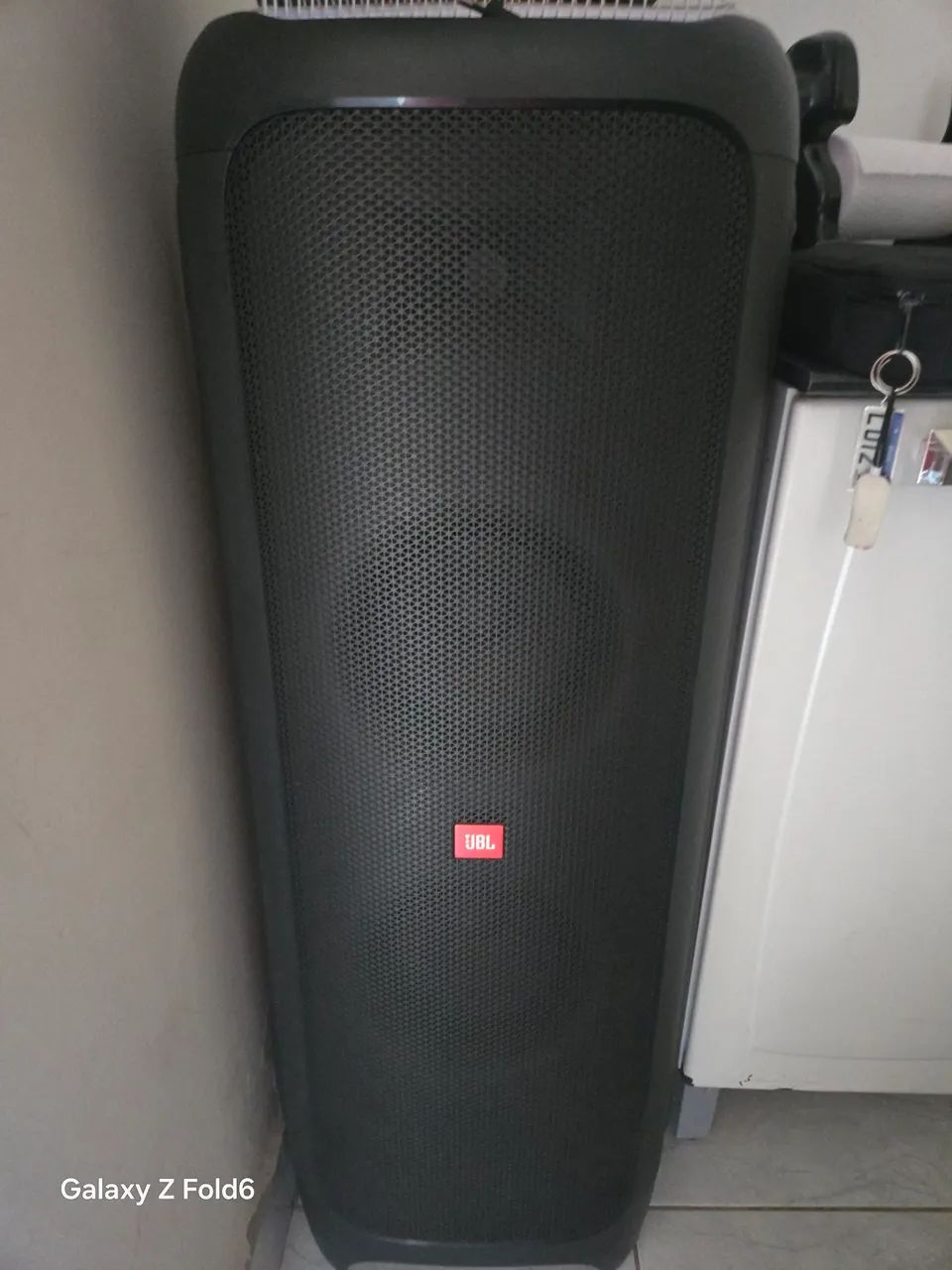 Vendo caixa jbl 1000 party com capa protetora 