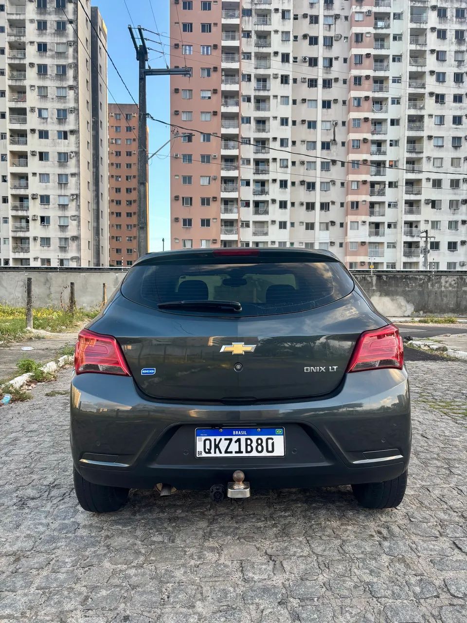 Chevrolet Onix Hatch LT 1.4 8V Flex Aut. 4P 2017 - Foto 3