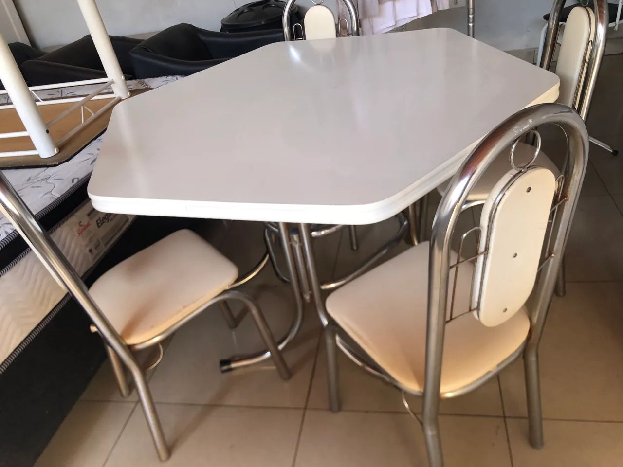 Jogo de mesa - Foto 4