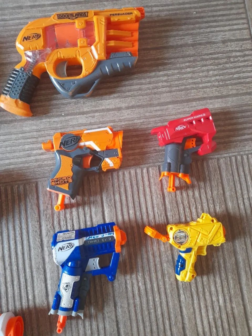 Lançadores de dardos Nerf e outras - Foto 3