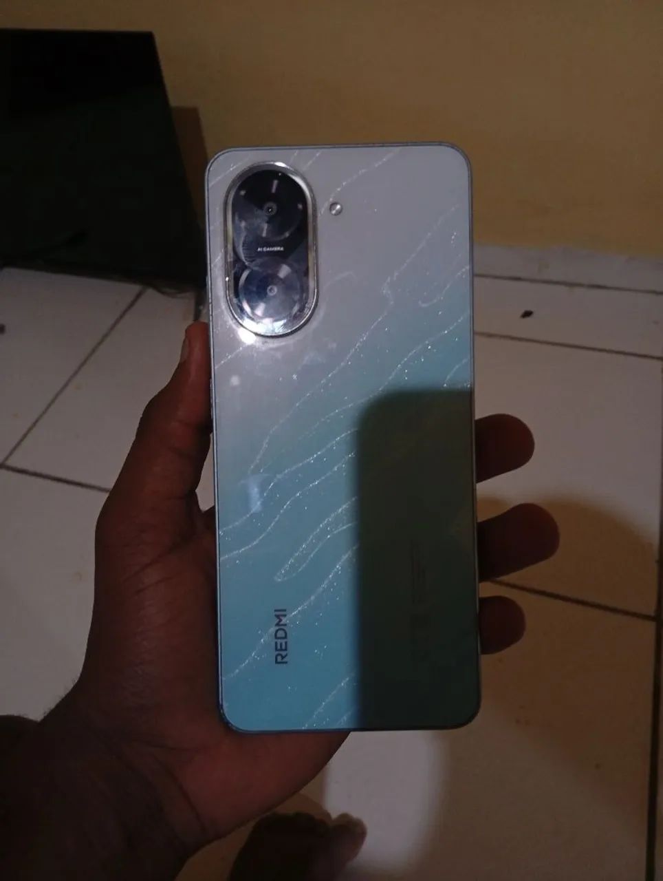 Celular Redimi A05 semi-novo 