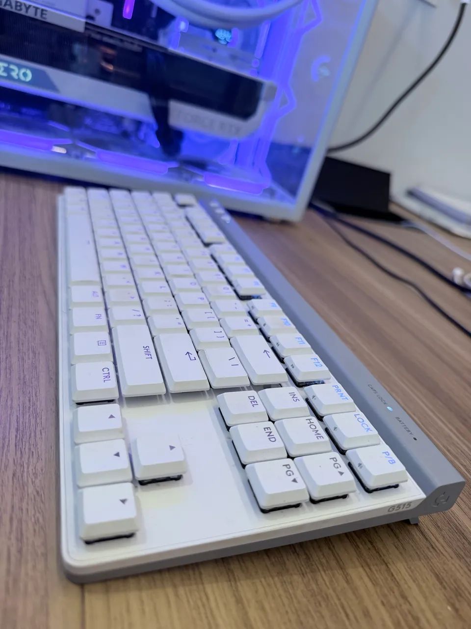Teclado logitech g515 lightspeed tkl - Foto 2