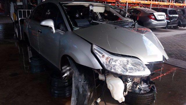 Peças usadas Citroen C4 Pallas 2008 2.0 gasolina 143cv câmbio automático - Foto 2