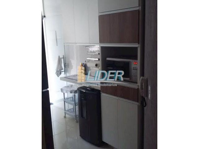 Apartamento à venda com 3 dormitórios em Lagoinha, Uberlândia cod:17876