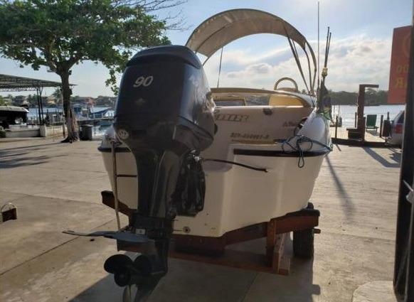 Lancha Phoenix 19,5 C Motor 4 Tempos - Foto 4