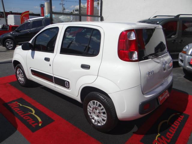 FIAT UNO VIVACE 1.0 8V FLEX 4P MEC. - Foto 2