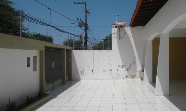 Alugo no São Francisco ao lado do Hiper Bompreço ( leia a descrição ) - Foto 3