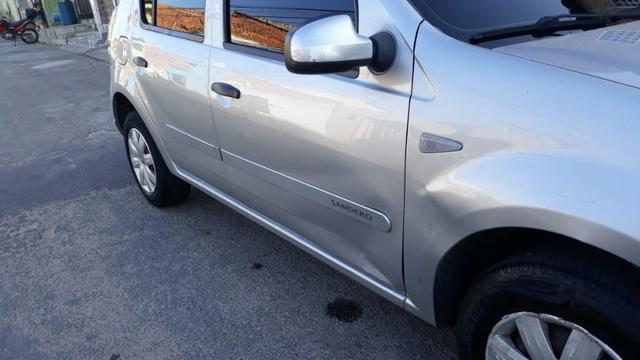 Sandero 13/14 - Foto 16