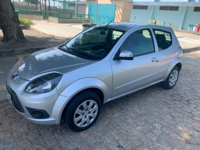 Ford ka 11/12 completo , único dono , apto a financiamento