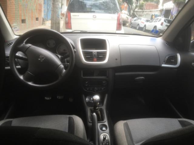 Peugeot 207 escapade barbada - Foto 8