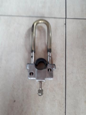 Tranca noleto fan 125 e honda biz 30 reais * - Foto 2