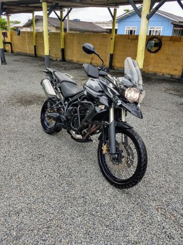 Vendo linda Tiger preta - Foto 2