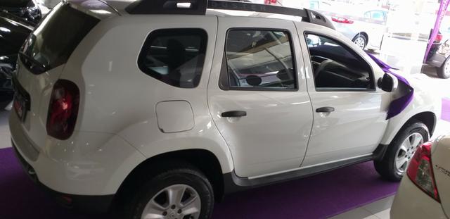 Duster Expression 1.6 mecânico 2016(R$ 45990,00 por R$ 43300,00) - Foto 4