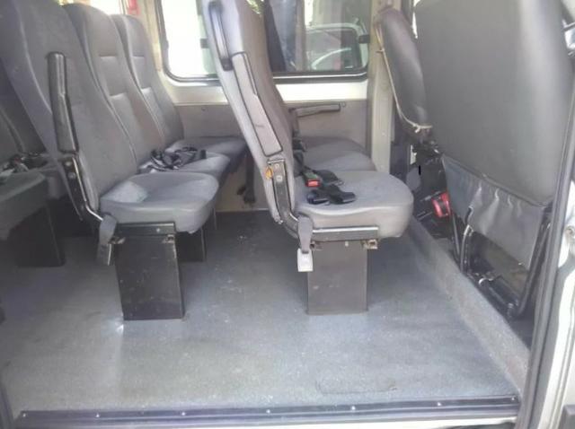 Van Pegout Boxer MiniBus 16 Lugares - Foto 4