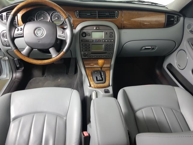 Jaguar X-Type SE 3.0 V6 231cv - Prata - 2006 - Foto 6
