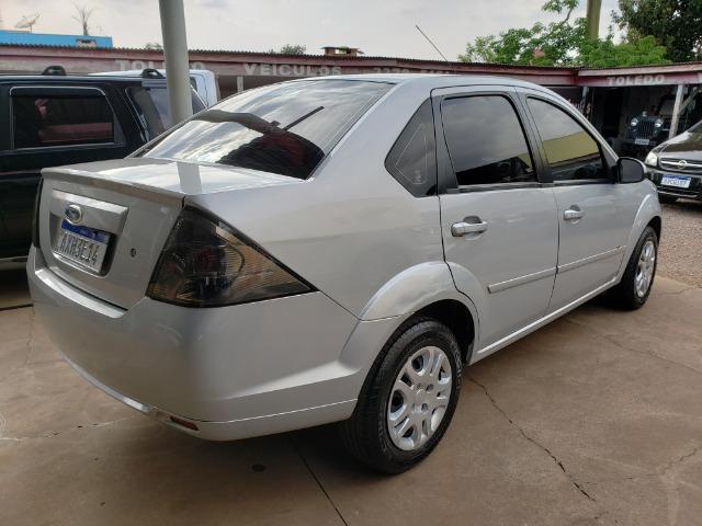 FORD - Fiesta Sedan 1.6 Flex Completo (Airbag +Abs) - Foto 6