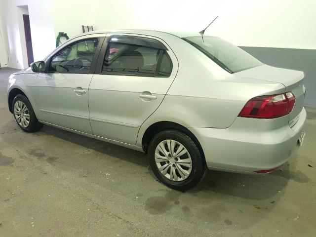 Vw - Volkswagen Voyage 1.0 completo - Foto 4