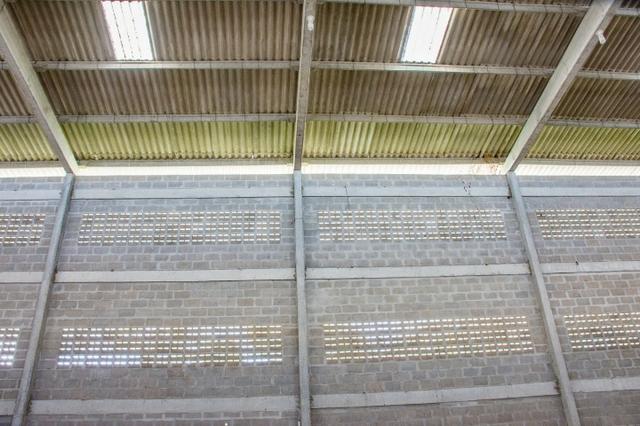 Galpão p/alugar.Prox a av principal Parque das Árvores, e muitos imóveis residenciais - Foto 7