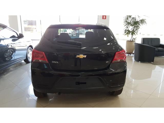 CHEVROLET ONIX 1.4 MPFI LT 8V FLEX 4P 2019 - Foto 2