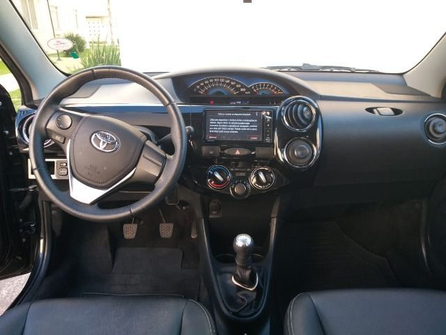 Etios XLS Sedan 1.5 Flex 16V Mec - Foto 12