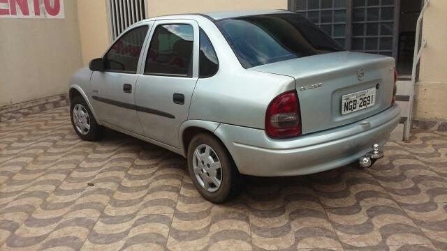 Corsa sedan troca por camionete cd diesel compatível