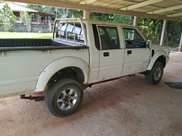 L200 GLS, carro muito bom de motor,caixa de marcha. Realmente muito bom