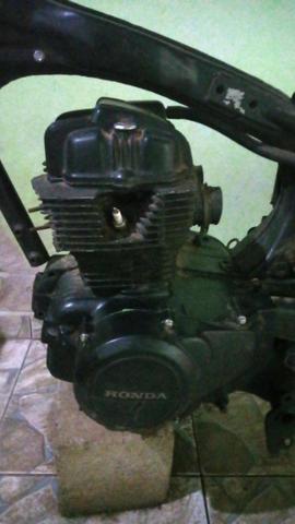 Motor cb 400 ano 83 com nota fiscal - Foto 2