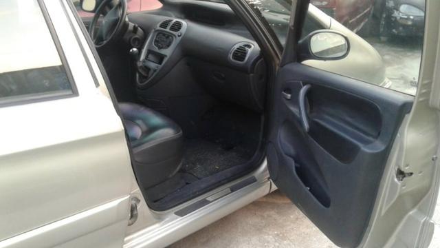 Xsara picasso fase ll 1.6 muito novo - Foto 4