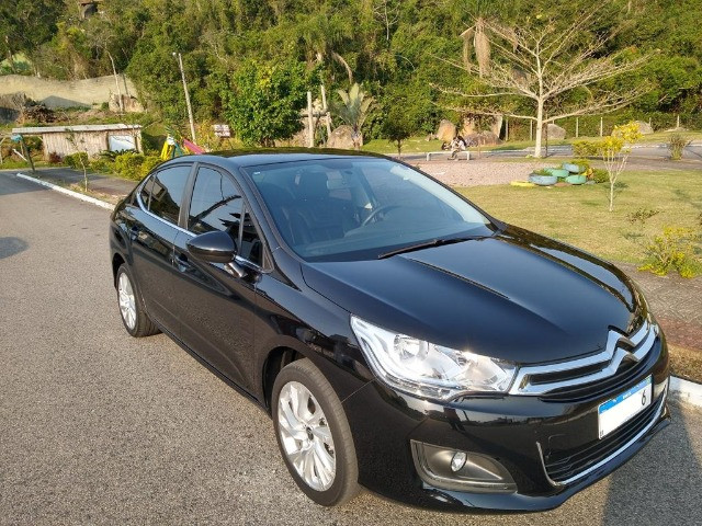 Citroen C4 Lounge 1.6 Origine 16V Turbo FLEX 4P Automático