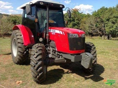 TRATOR MASSEY FERGUSON 4275 4X4 ANO 2015