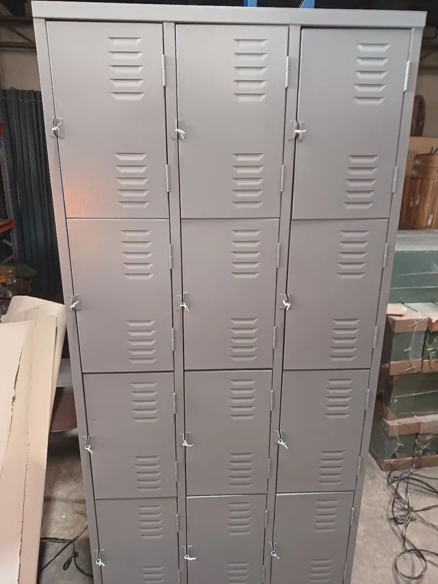Roupeiro de aço com 12 portas pequenas.( Só Novos  ) - Foto 5