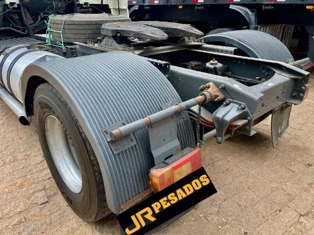 volvo fh 400 toco 4x2 ano 2010 completo automático c/ ar-condicionado - Foto 9