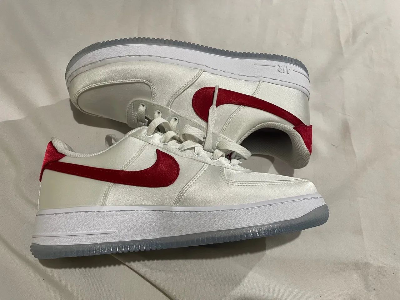 Nike Air Force 1 Low Satin Vermelho feminino  TAM: 38 - Foto 4