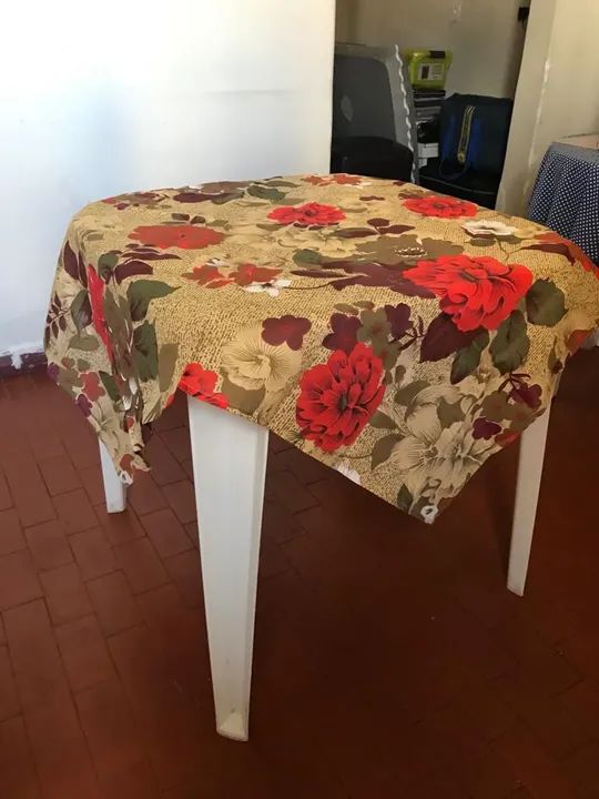 Toalha de mesa estampada em tecido de viscose