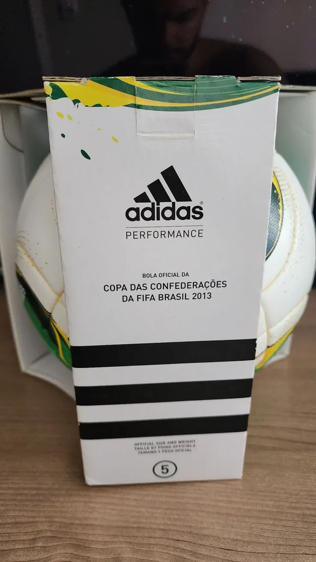 Bola CAFUSA Oficial da Copa das Confederações 2013