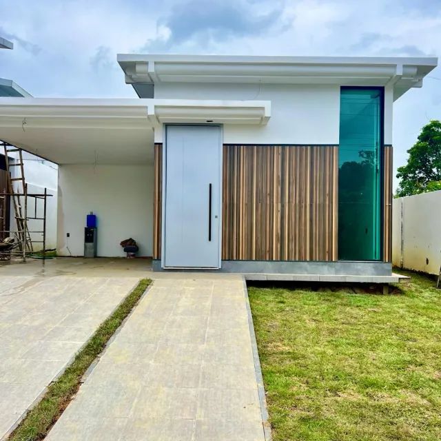 Captação de Casa a venda na Avenida Frederico Baird, Ponta Negra, Manaus, AM