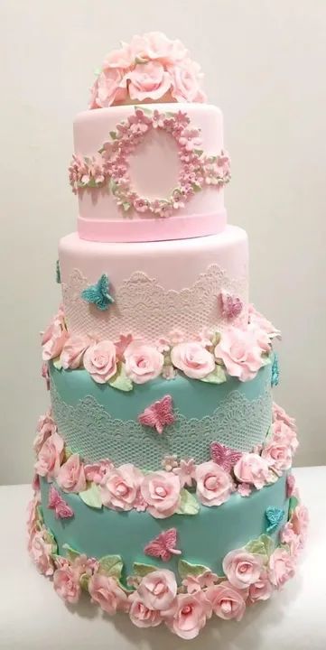 VALOR IMPERDÍVEL,  CONFIRA!!! Bolo Cenográfico de Biscuit  - Tema Jardim